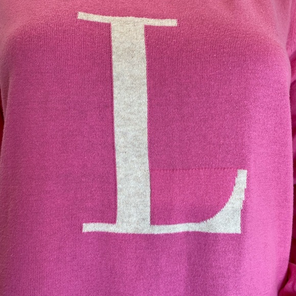 Old Navy Pink Sweater Size Large Cotton Long Sleeve Letter L Graphic - Picture 7 of 13